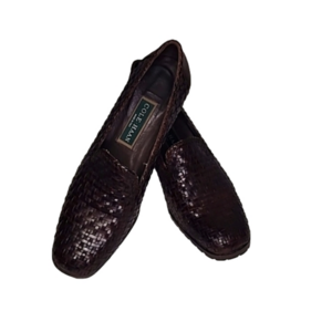 Cole Haan block heal woven leather loafer 8 AA